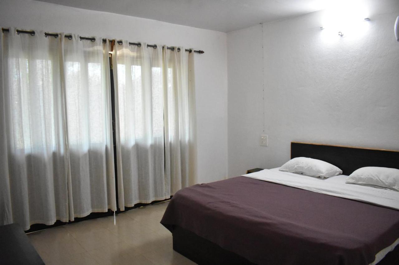 Club Palolem Resort Ngoại thất bức ảnh